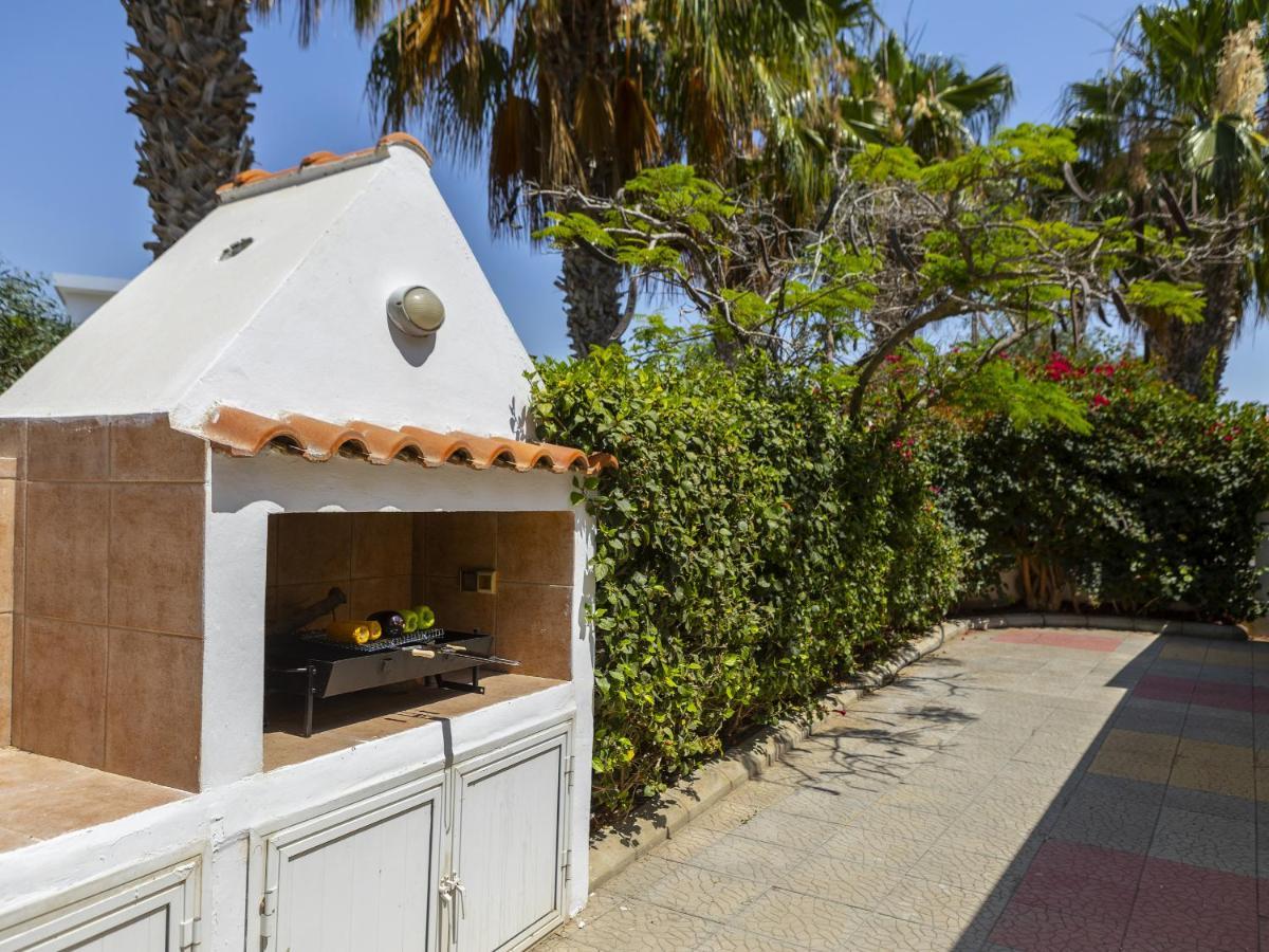 Meneou Seaside Mansion 7 Vila Larnaca Exterior foto